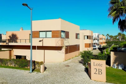 Moradia T4 para Venda em Guia