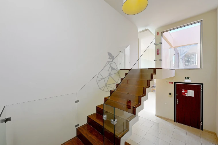 Moradia T4 para Venda em Guia Foto 35