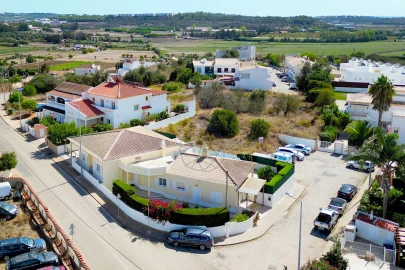 Moradia T4 para Venda em Lagos (São Sebastião e Santa Maria)