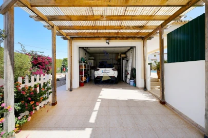 Moradia T4 para Venda em Lagos (São Sebastião e Santa Maria)