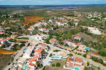 Moradia T4 para Venda em Lagos (São Sebastião e Santa Maria)