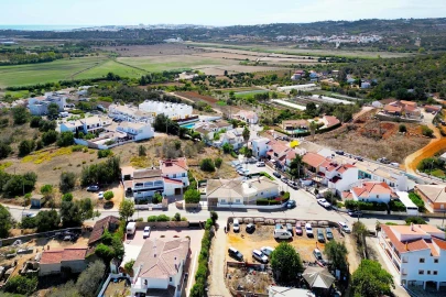 Moradia T4 para Venda em Lagos (São Sebastião e Santa Maria)