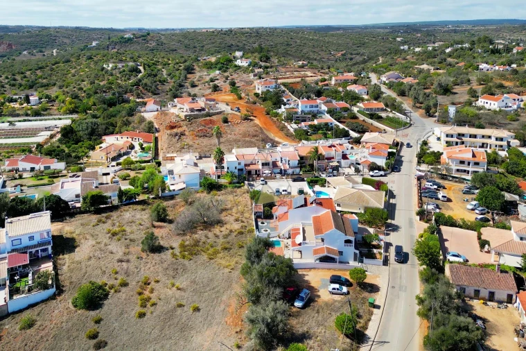 Moradia T4 para Venda em Lagos (São Sebastião e Santa Maria) Foto 70