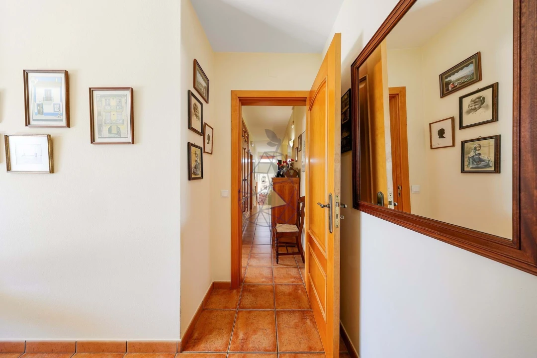 Moradia T4 para Venda em Lagos (São Sebastião e Santa Maria) Foto 61