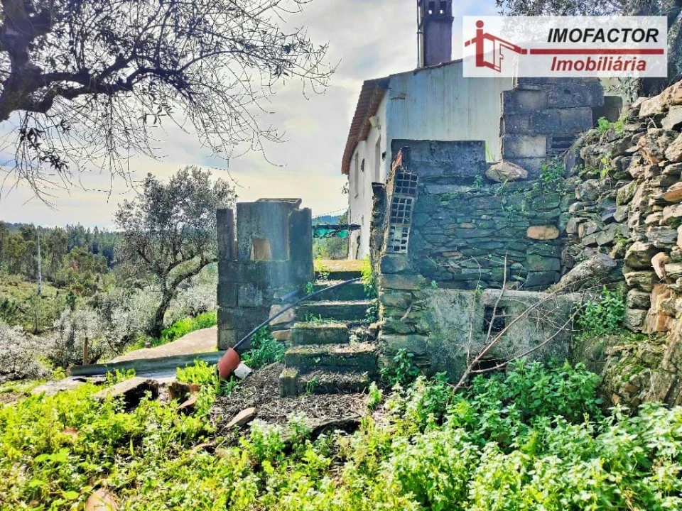 Moradia T3 para Venda em Fratel Foto 7