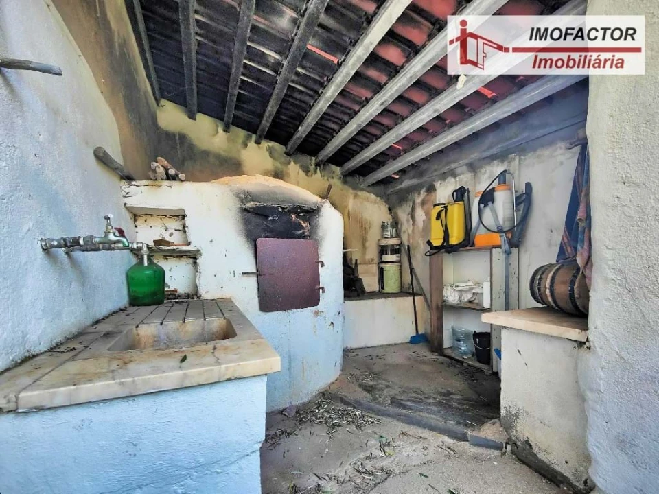 Moradia T3 para Venda em Fratel Foto 11