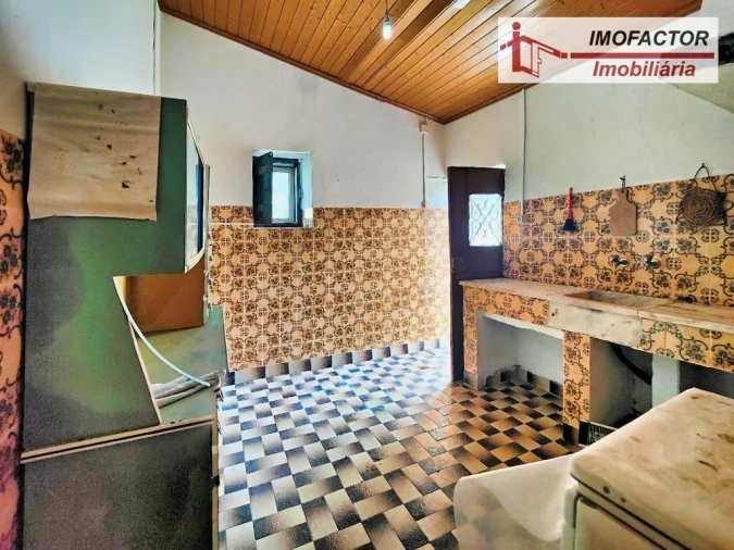 Moradia T3 para Venda em Fratel Foto 21