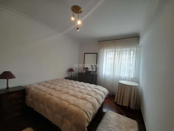 Apartamento T3 para Arrendamento em Lumiar