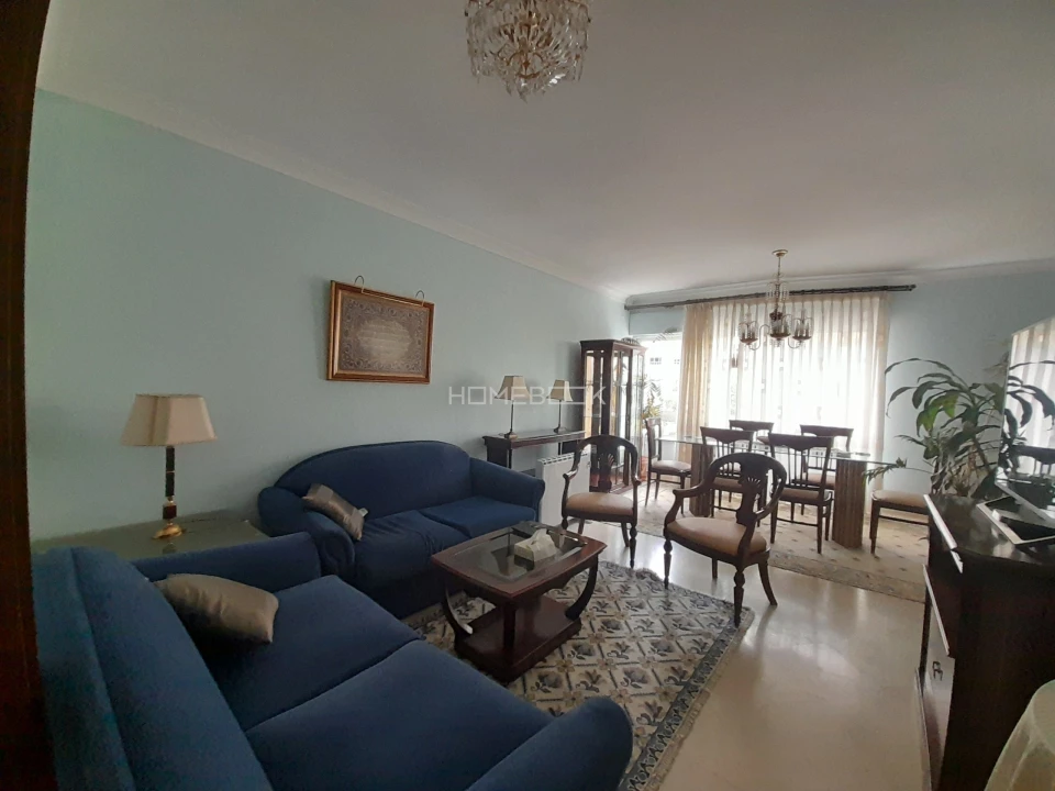 Apartamento T3 para Arrendamento em Lumiar Foto 1