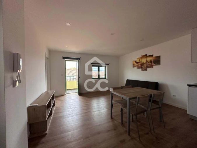 Apartamento T1 para Venda em Santa Maria Maior Foto 12