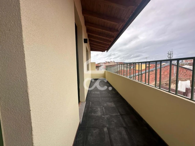 Apartamento T1 para Venda em Santa Maria Maior Foto 7