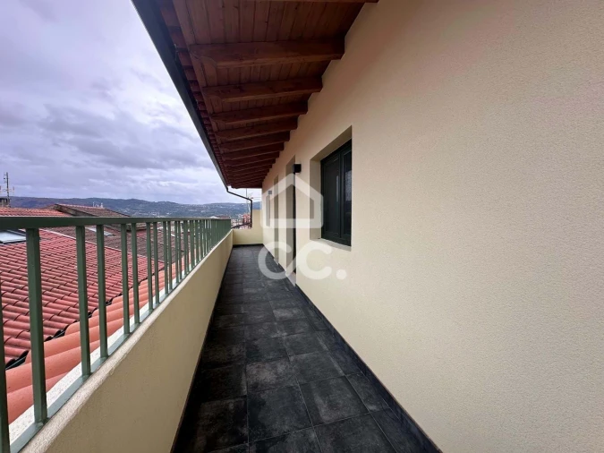 Apartamento T1 para Venda em Santa Maria Maior Foto 5