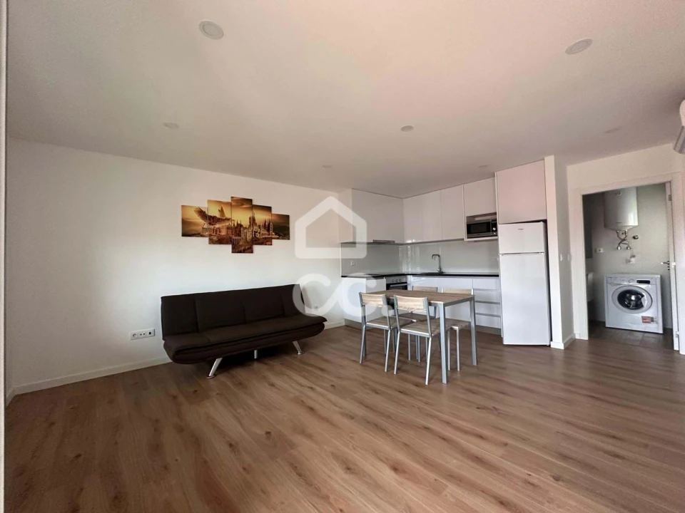 Apartamento T1 para Venda em Santa Maria Maior Foto 11