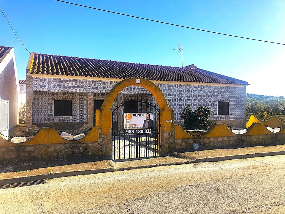 Quinta T3 para Venda em Rio de Moinhos Foto 5