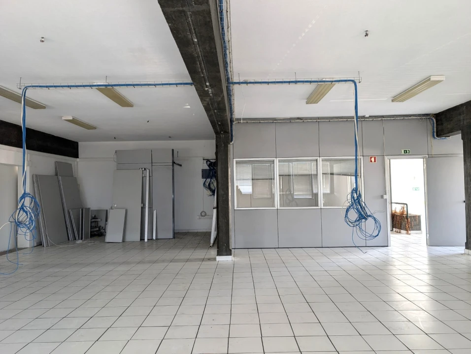 Escritório para Arrendamento em Cacia Foto 8