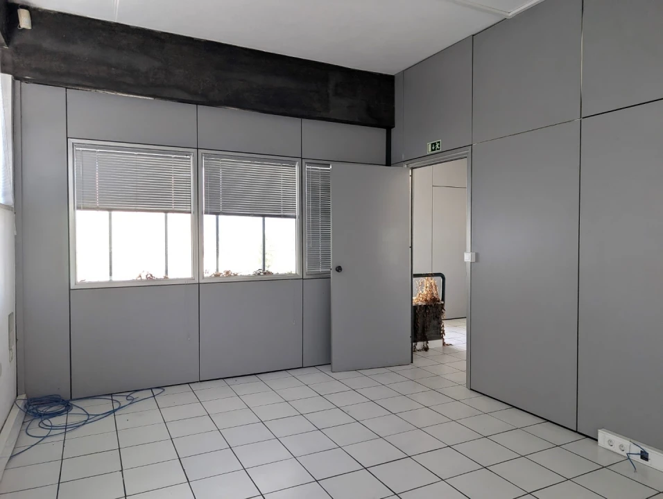 Escritório para Arrendamento em Cacia Foto 17