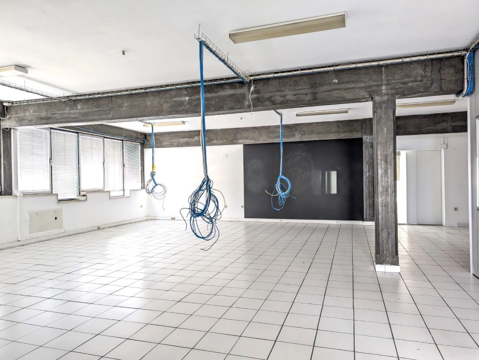 Escritório para Arrendamento em Cacia Foto 2