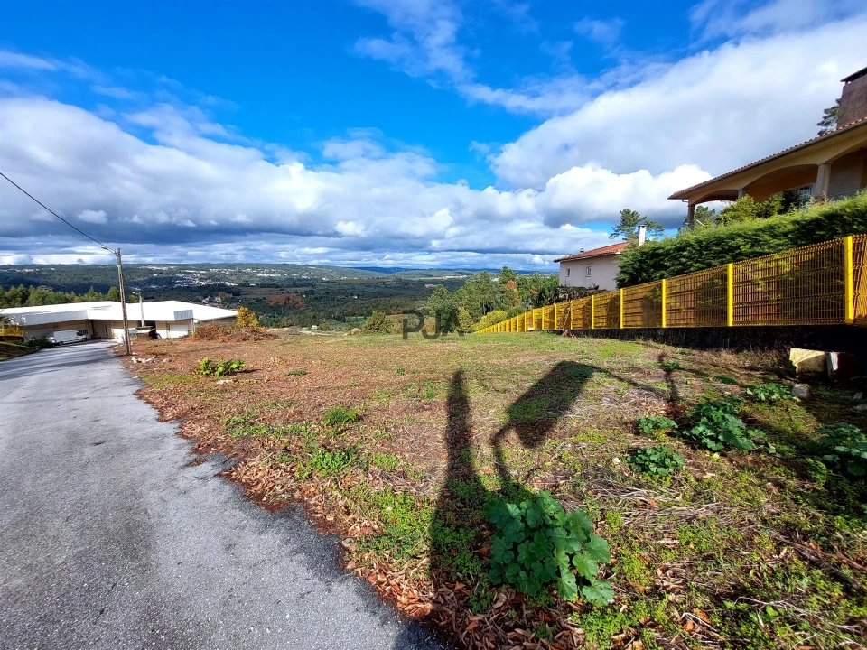 Terreno para Arrendamento em Fornos de Maceira Dão Foto 2