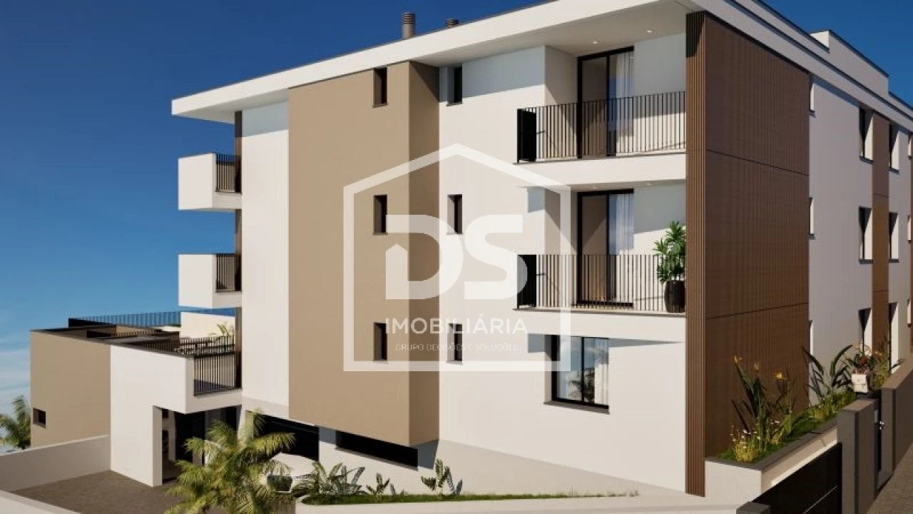Apartamento T1 para Venda em Camara de Lobos Foto 11