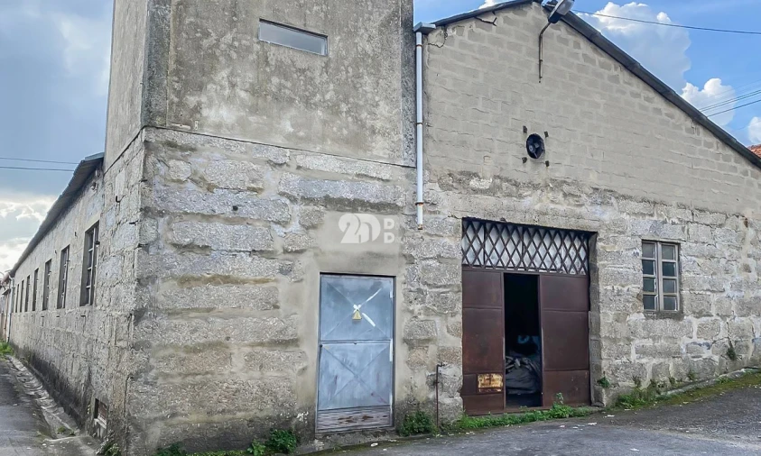 Armazém para Venda em Bairro Foto 1