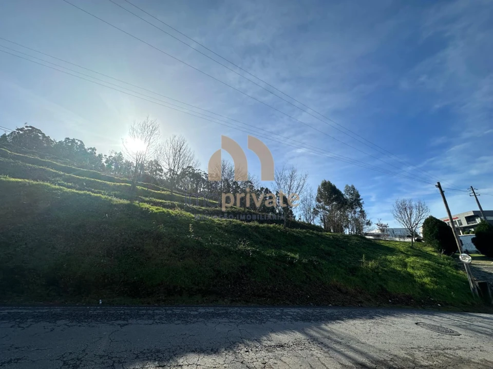 Terreno para Venda em Santo Adrião de Vizela Foto 8