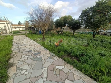 Moradia T6 para Venda em Samora Correia