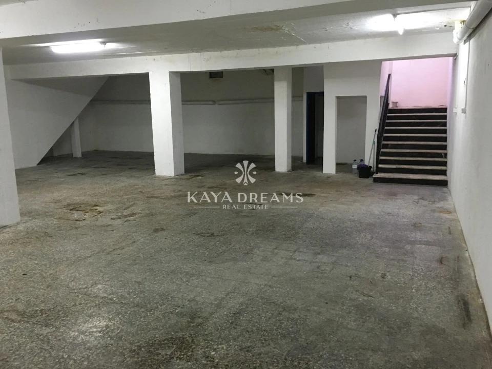 Prédio para Venda em Ramada e Caneças Foto 2