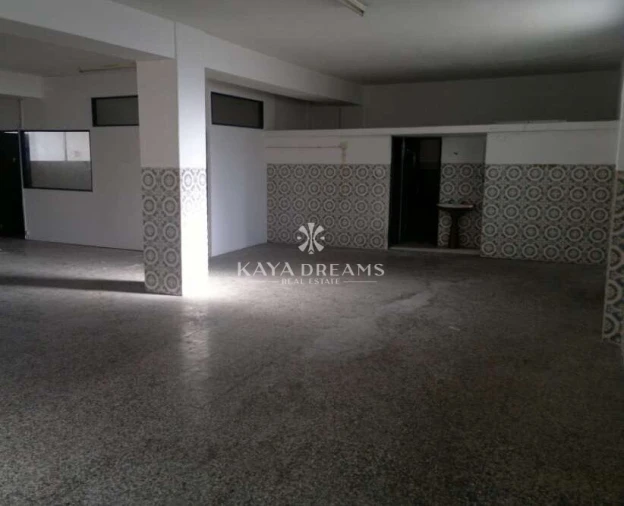 Prédio para Venda em Ramada e Caneças Foto 11