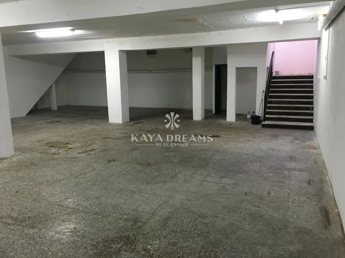 Prédio para Venda em Ramada e Caneças Foto 2