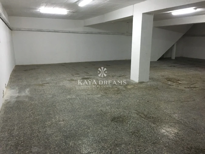 Prédio para Venda em Ramada e Caneças Foto 3