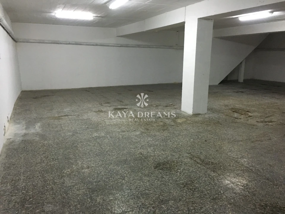 Prédio para Venda em Ramada e Caneças Foto 3