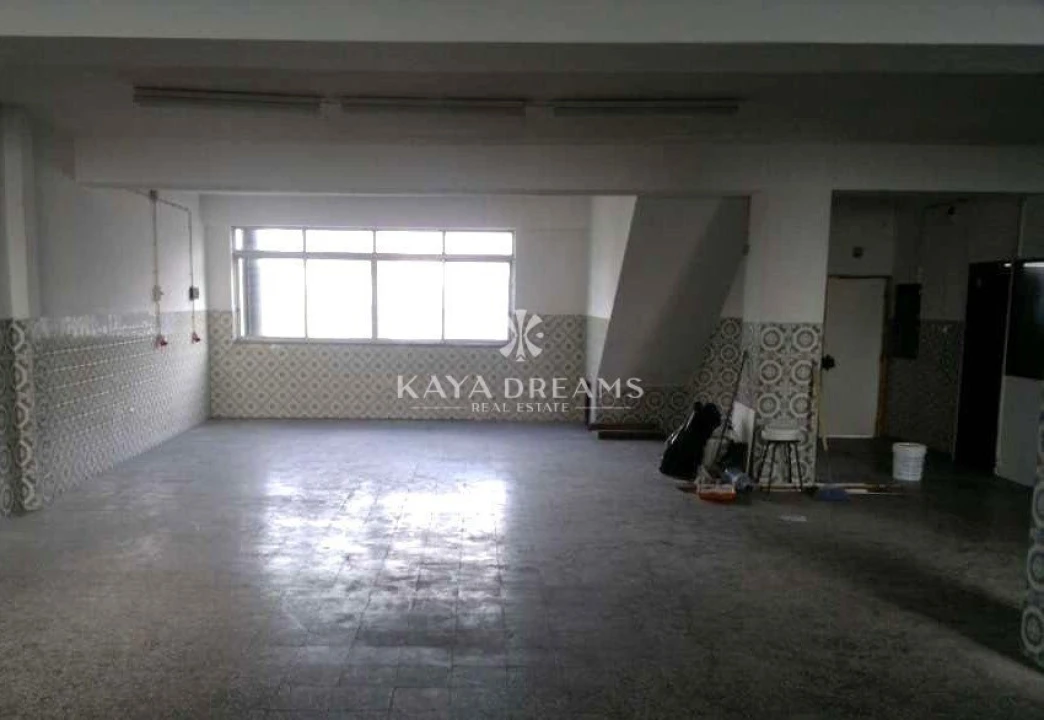 Prédio para Venda em Ramada e Caneças Foto 18