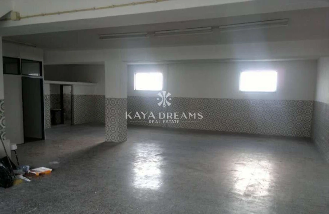 Prédio para Venda em Ramada e Caneças Foto 14