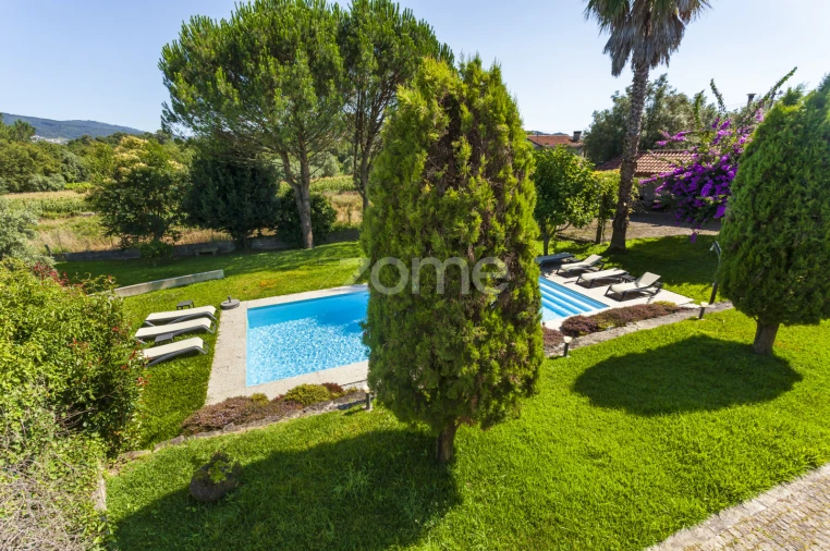 Moradia T5 para Venda em Cardielos e Serreleis Foto 28