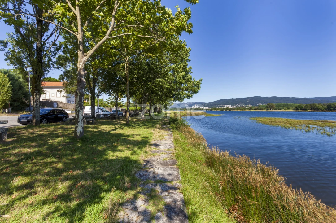 Moradia T5 para Venda em Cardielos e Serreleis Foto 48