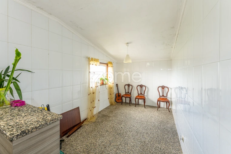 Moradia T8 para Venda em Silvalde Foto 32