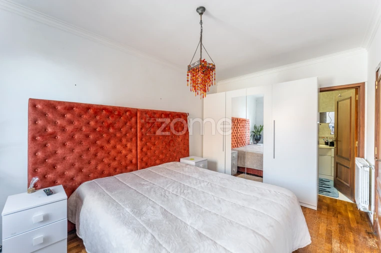 Moradia T8 para Venda em Silvalde Foto 38