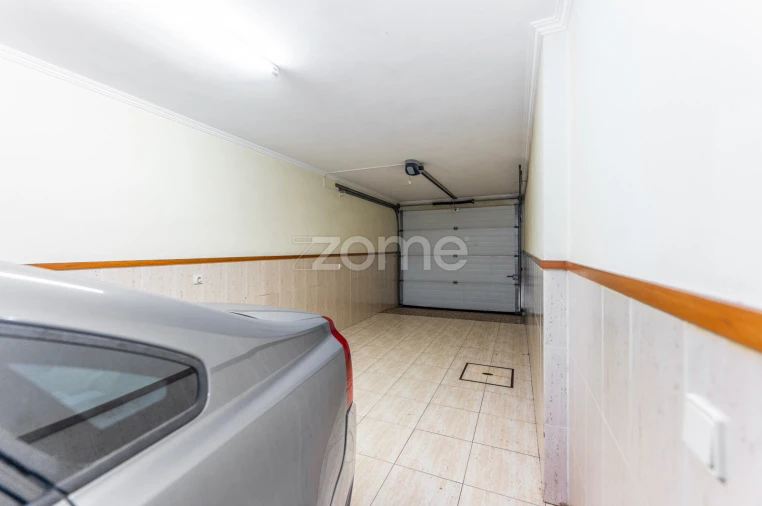 Moradia T8 para Venda em Silvalde Foto 42