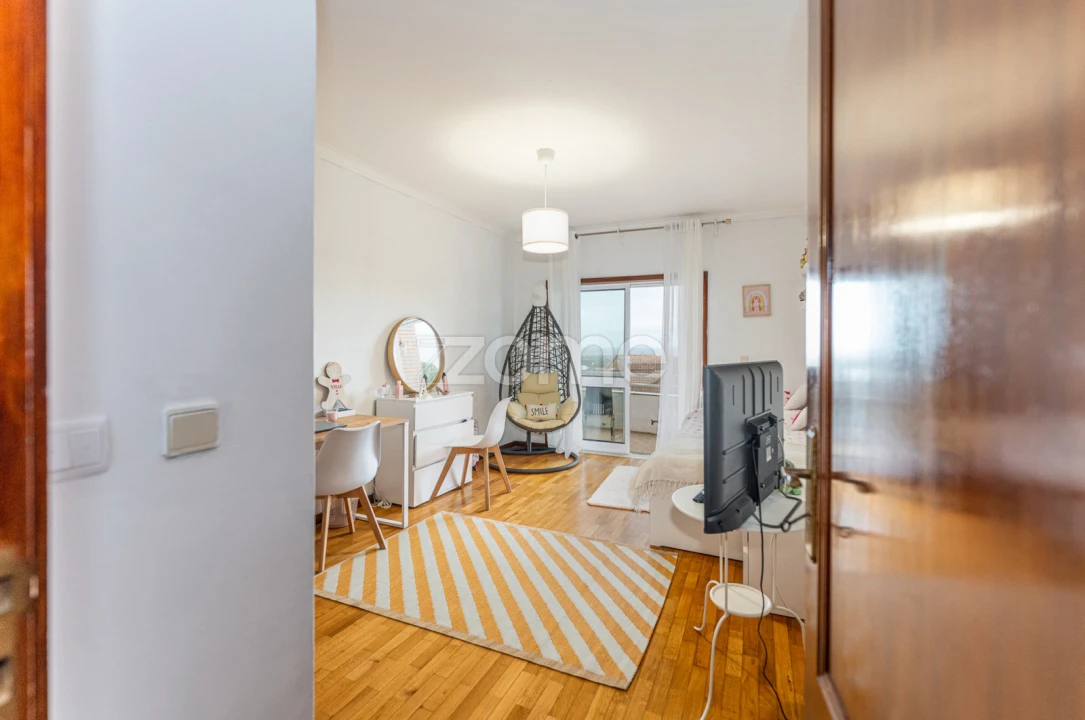 Moradia T8 para Venda em Silvalde Foto 13