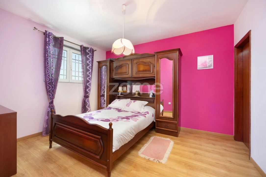 Moradia T4 para Venda em Santiago e São Simão de Litém e Albergaria dos Doze Foto 14