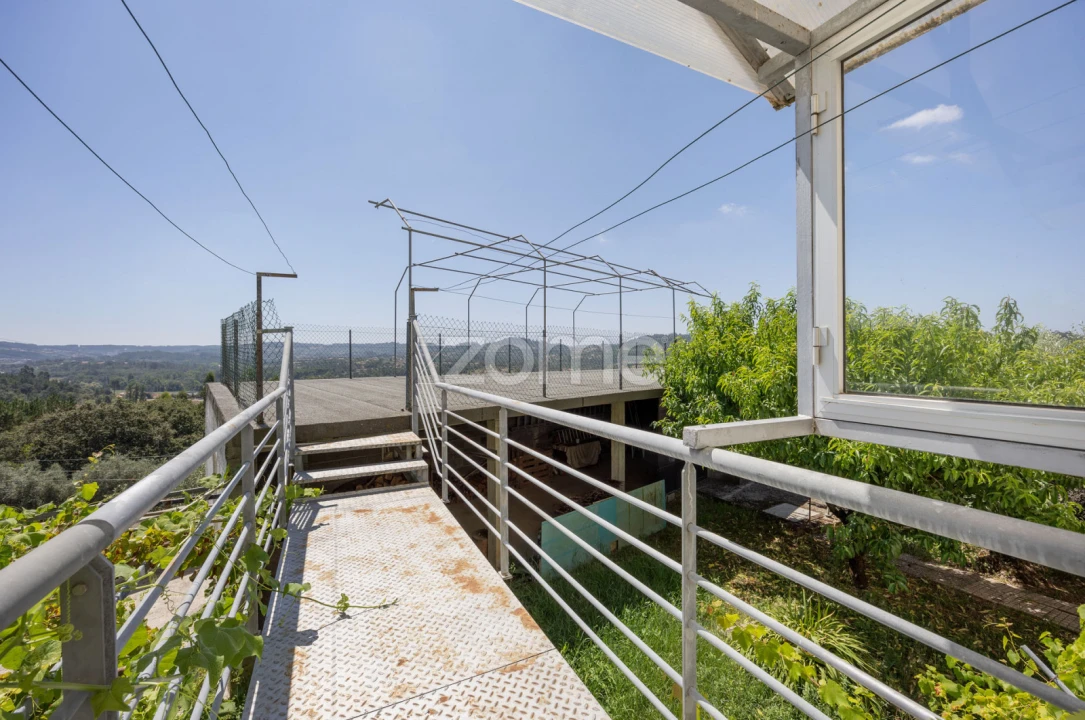 Moradia T4 para Venda em Santiago e São Simão de Litém e Albergaria dos Doze Foto 43