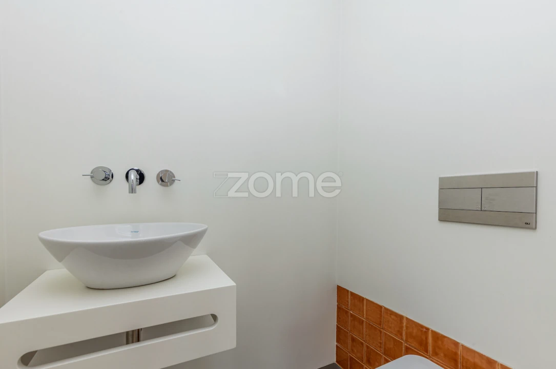 Apartamento T2 para Venda em Areeiro Foto 17
