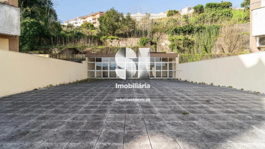 Negócio para Venda em Santa Clara e Castelo Viegas Foto 1