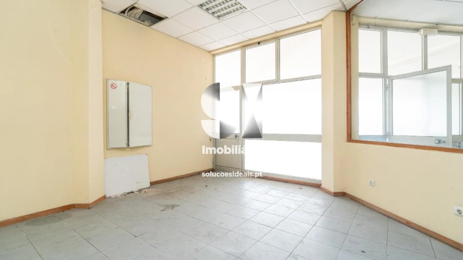 Negócio para Venda em Santa Clara e Castelo Viegas Foto 9