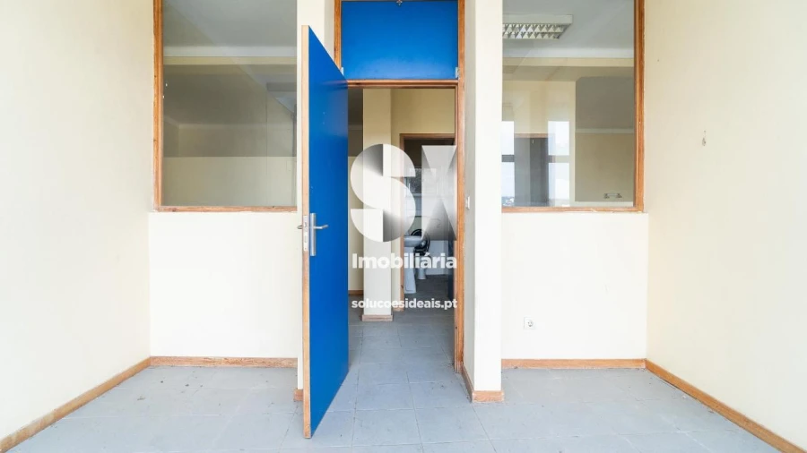 Negócio para Venda em Santa Clara e Castelo Viegas Foto 25