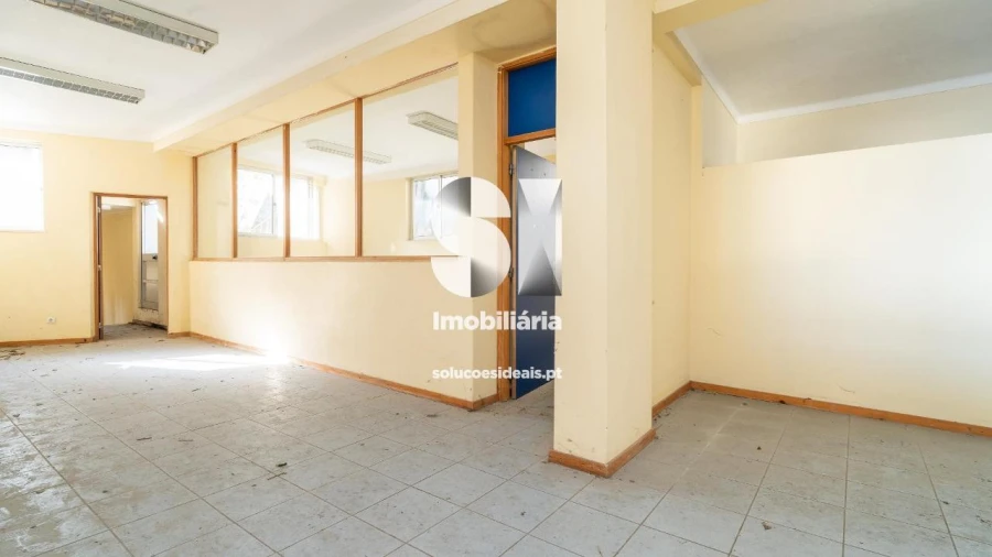 Negócio para Venda em Santa Clara e Castelo Viegas Foto 27