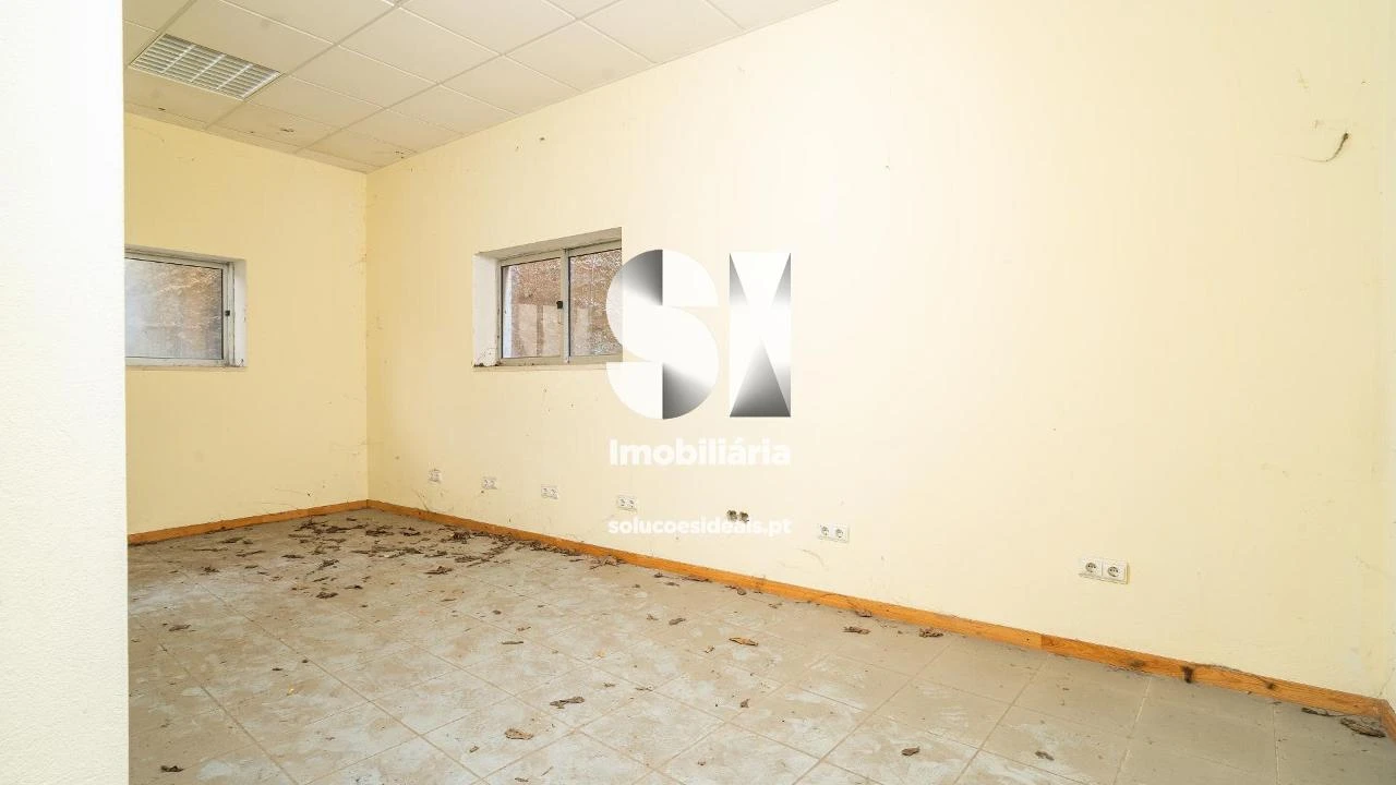 Negócio para Venda em Santa Clara e Castelo Viegas Foto 16