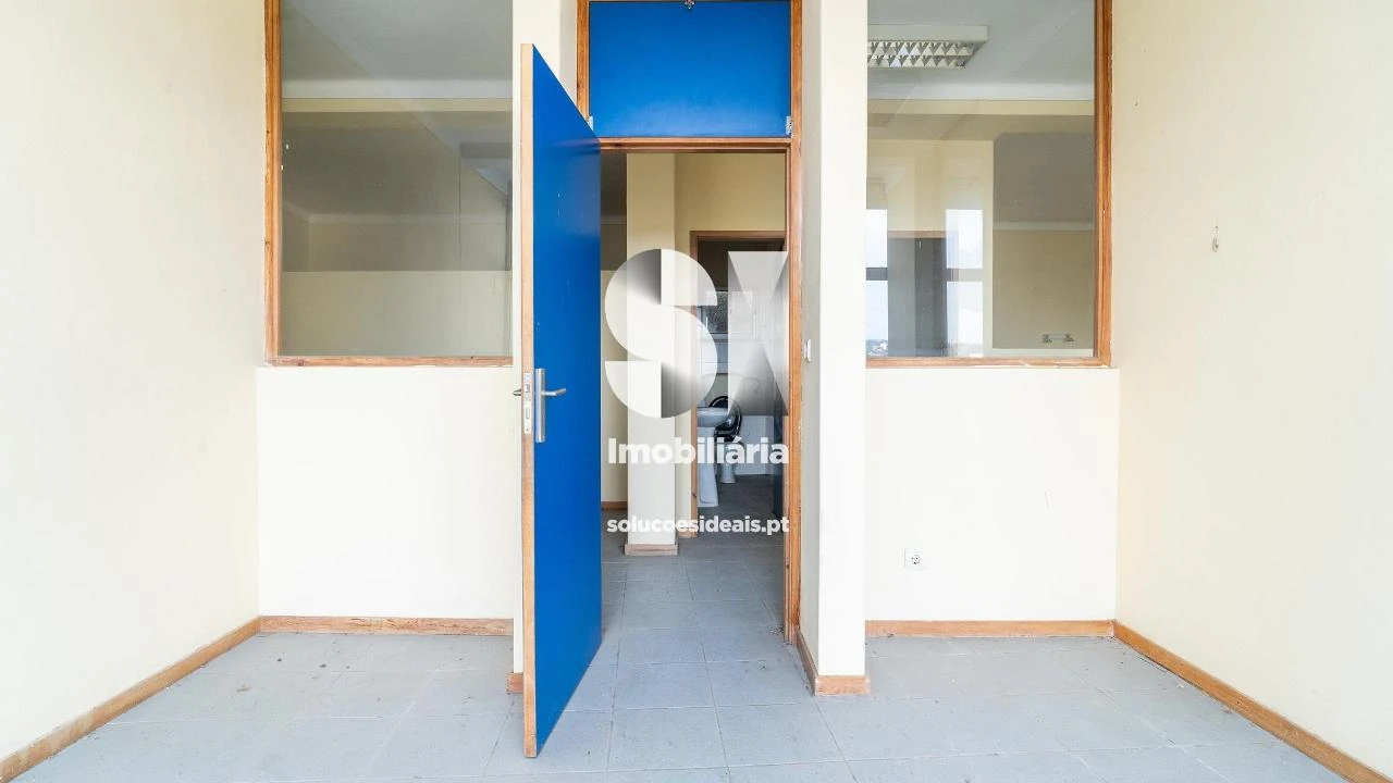 Negócio para Venda em Santa Clara e Castelo Viegas Foto 25