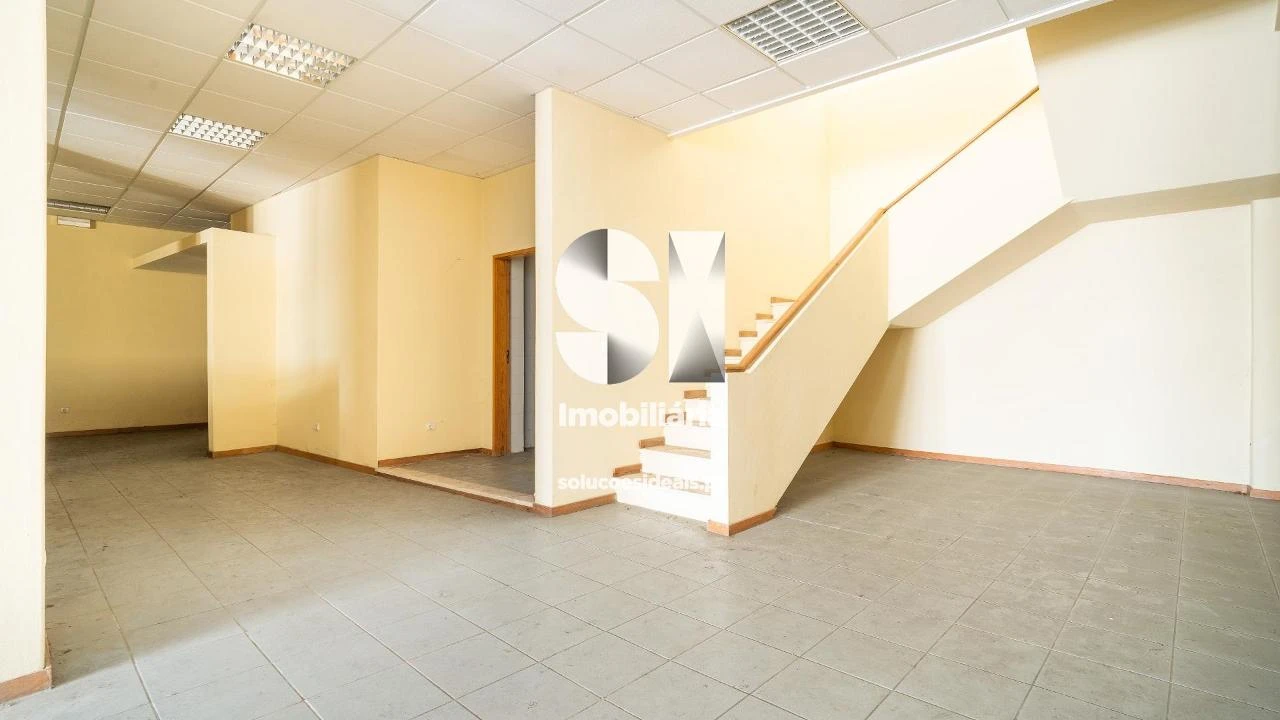 Negócio para Venda em Santa Clara e Castelo Viegas Foto 32