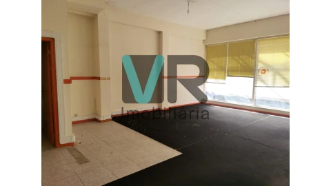 Negócio para Venda em Braga (Maximinos, Sé e Cividade)